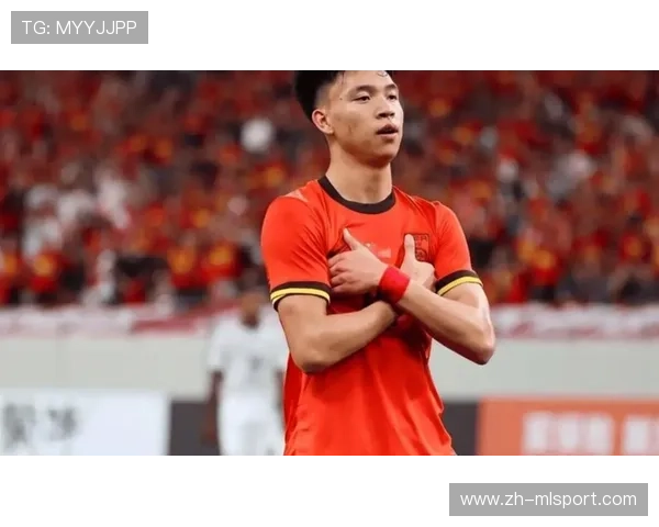 国足中场王钰栋价值解析,李昊未来守门的优势分析,王钰栋足球